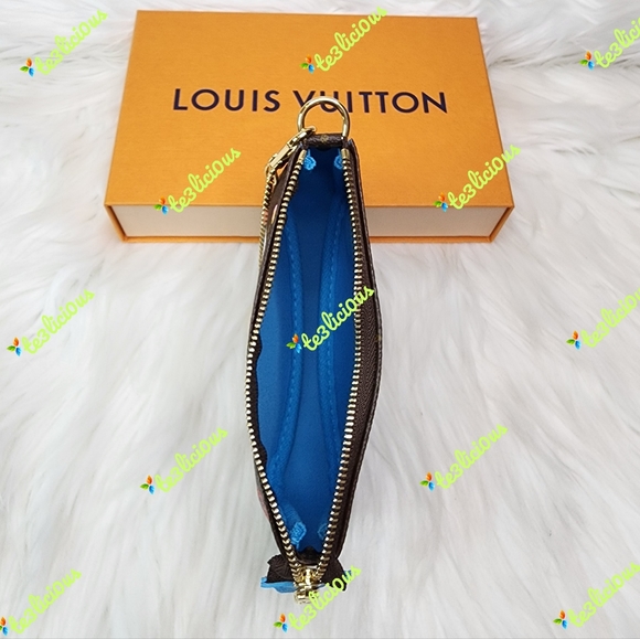 LOUIS VUITTON 2022 VIVIENNE HOLIDAY ANIMATION MINI POCHETTE JAPAN - Picture 7 of 10